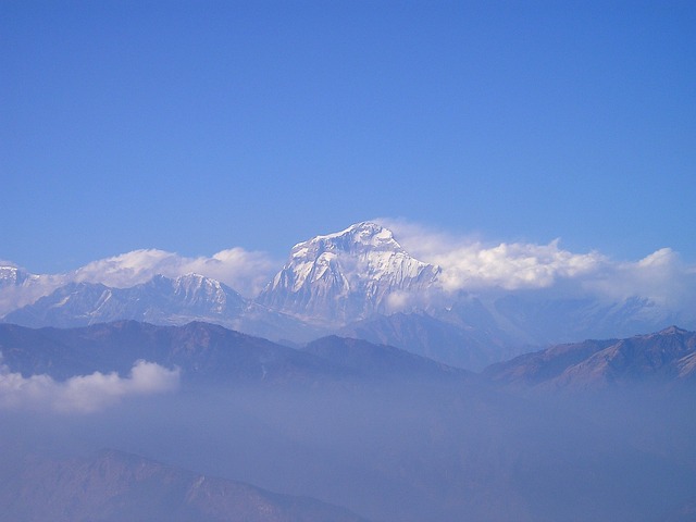 https://pixabay.com/pl/photos/nepal-himalaje-g%C3%B3ry-dhaulagiri-388/
